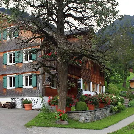 Lantgård Biohof Mathies Sankt Gallenkirch